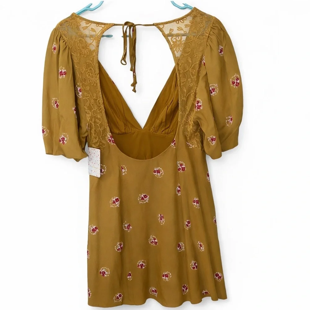 NWT Free People Clove Embroidered Open Back Mini Dress Size 4 MSRP $128 Boho